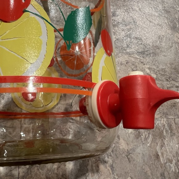Vintage Sun Tea Glass Water Dispenser Beverage Jar Yellow Lid Cherries And Lemon - Picture 4 of 6